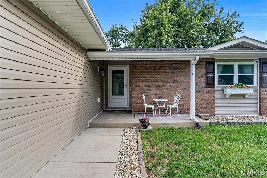 104 Meadow Lane