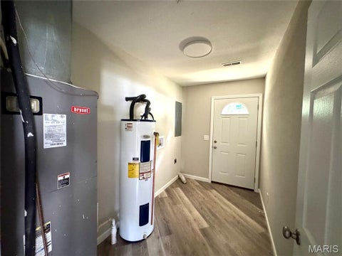 Tiny photo for 108 N 18th Street, Bowling Green, MO 63334 (MLS # 26051954)