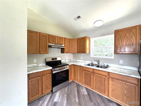 Tiny photo for 108 N 18th Street, Bowling Green, MO 63334 (MLS # 26051954)