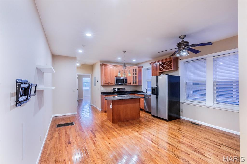 6412 Alamo Avenue 1W