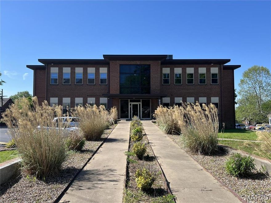 Four commercial condominiums located inside the historic Cape Girardeau Medical Arts building, across from Southeast Campus Alumni Center. High traffic in an area with booming development. Location: Downtown