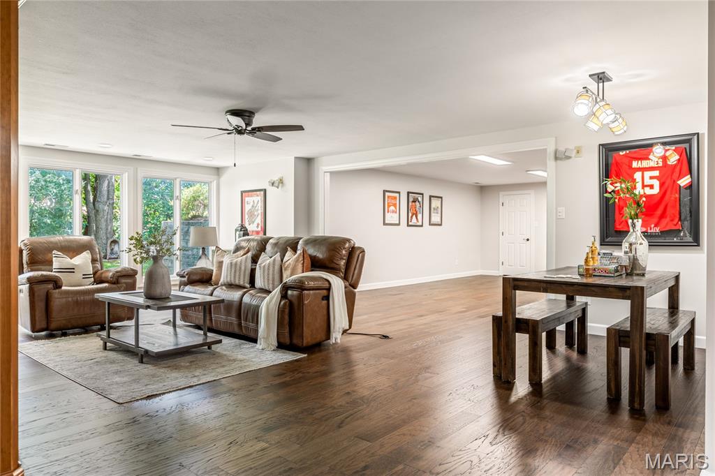 Manderleigh of Town & Country - Residential