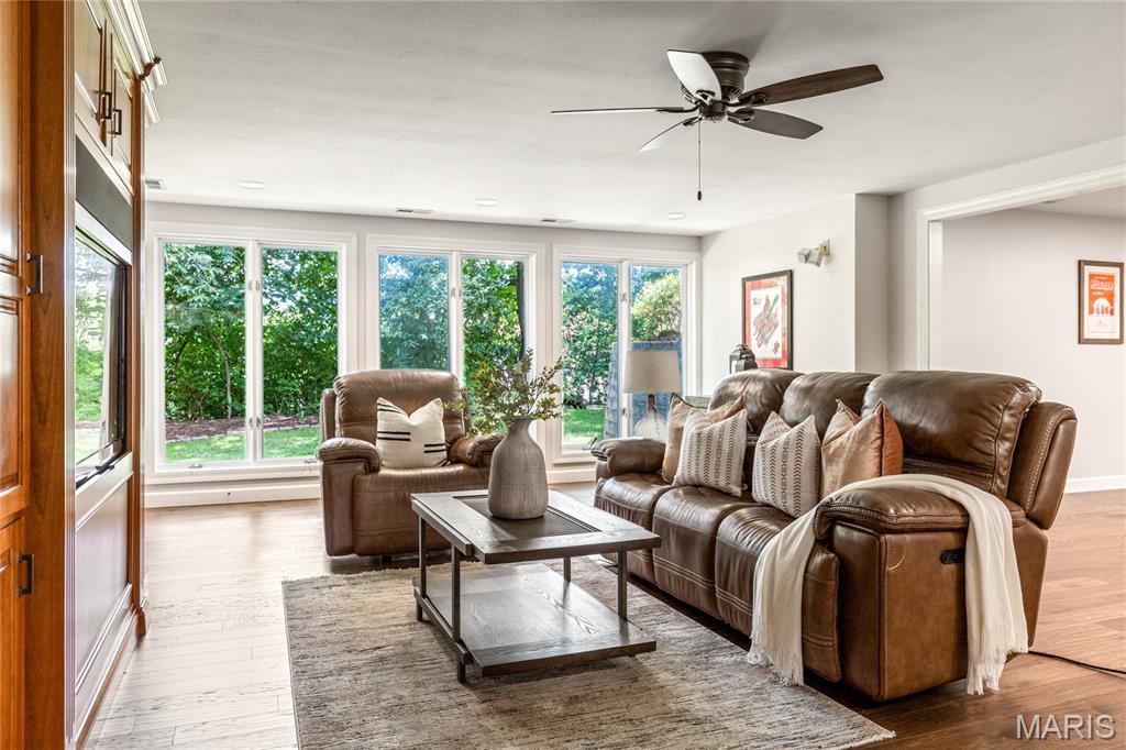 Manderleigh of Town & Country - Residential