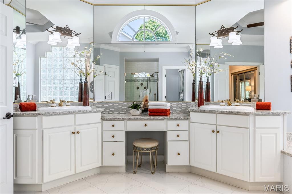 Manderleigh of Town & Country - Residential