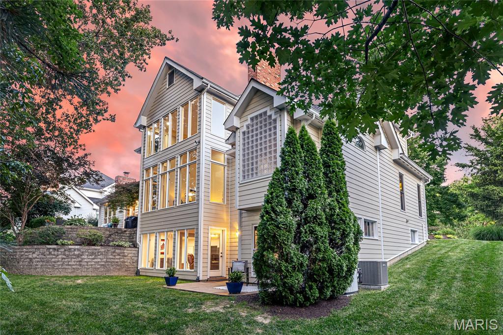 Manderleigh of Town & Country - Residential