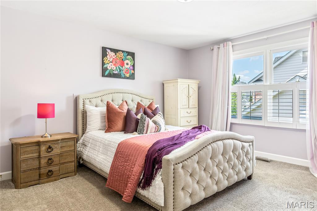 Manderleigh of Town & Country - Residential