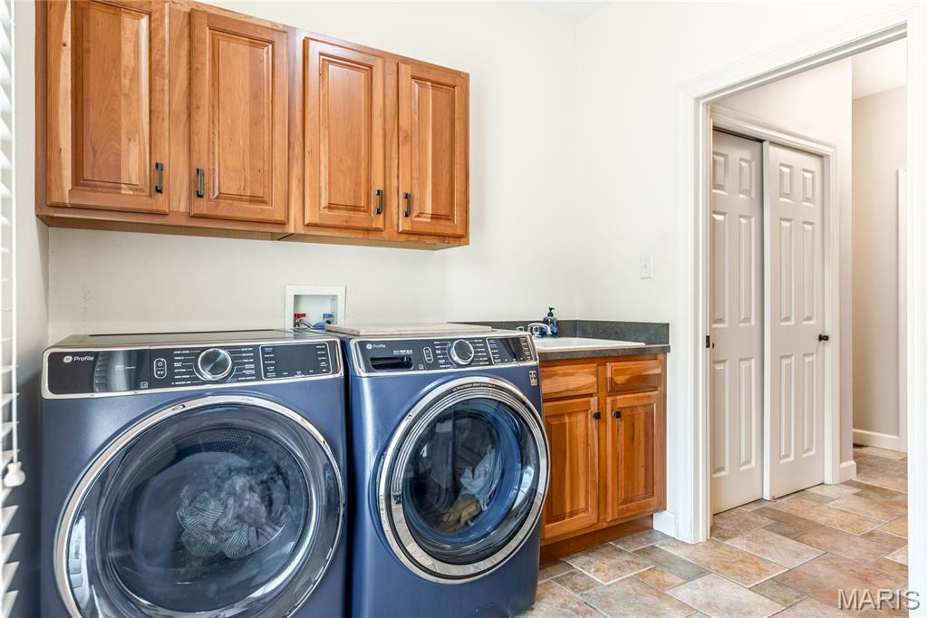 Manderleigh of Town & Country - Residential