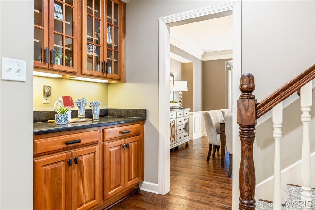 Manderleigh of Town & Country - Residential