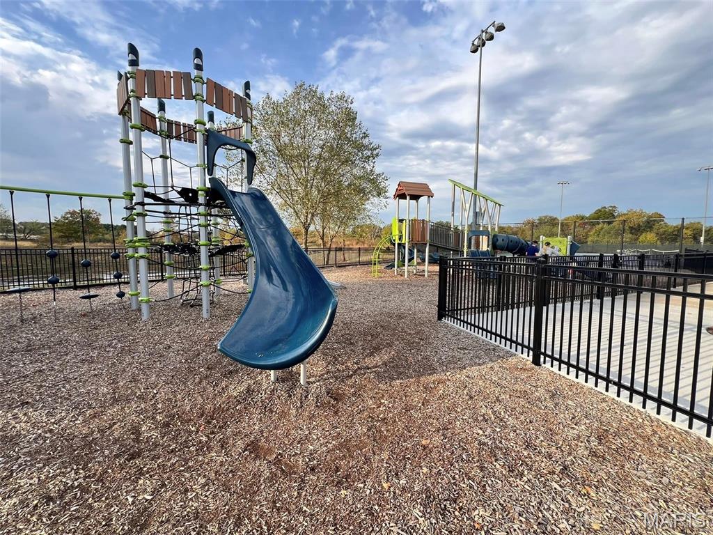 Stone Bridge - Residential