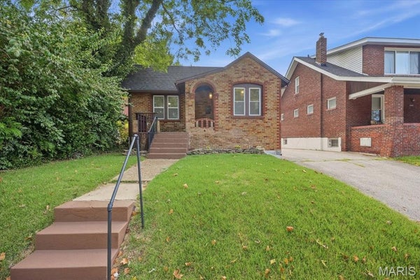 3344 LUCAS AND HUNT RD, SAINT LOUIS, MO 63121 - Image 323bab92bd25be169e146a0b3ec2759e/2004283496