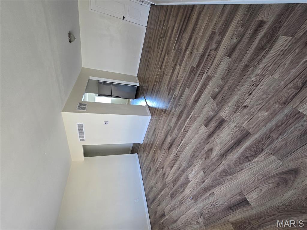 Brinwood 1st Add - Residential