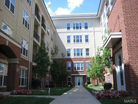 1251 Strassner Drive 2303 Brentwood MO 63144