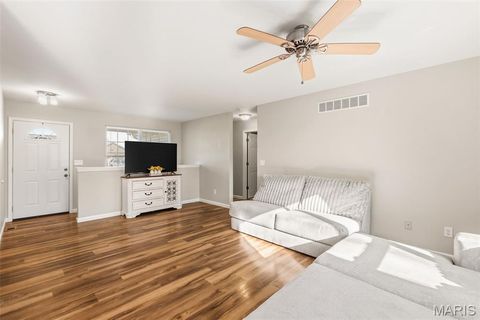 Tiny photo for 30 Round Table Court, Winfield, MO 63389 (MLS # 26020261)