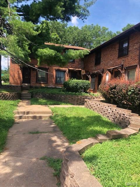 1276 N And South Road N