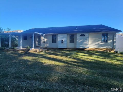 Tiny photo for 320 Fourbush Court, Winfield, MO 63389 (MLS # 25068584)