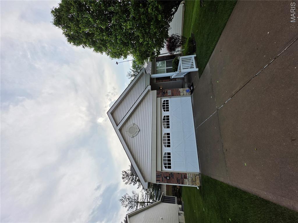 1760 Waterfall Drive