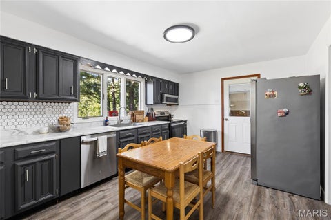 Tiny photo for 1207 Apple Street, Elsberry, MO 63343 (MLS # 26067185)