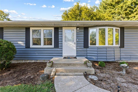 Tiny photo for 1207 Apple Street, Elsberry, MO 63343 (MLS # 26067185)