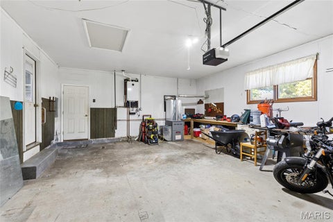 Tiny photo for 1207 Apple Street, Elsberry, MO 63343 (MLS # 26067185)
