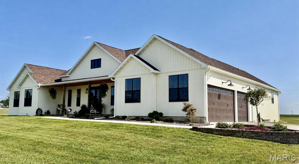 Photo of 4335 Windward, Palmyra, MO 63461 (MLS # 26055902)