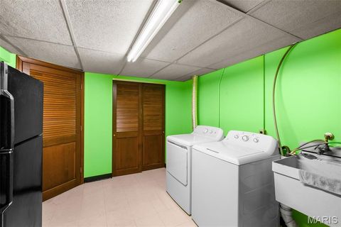 Tiny photo for 1889 N Signal Hills Drive Dr, Kirkwood, MO 63122 (MLS # 26004768)