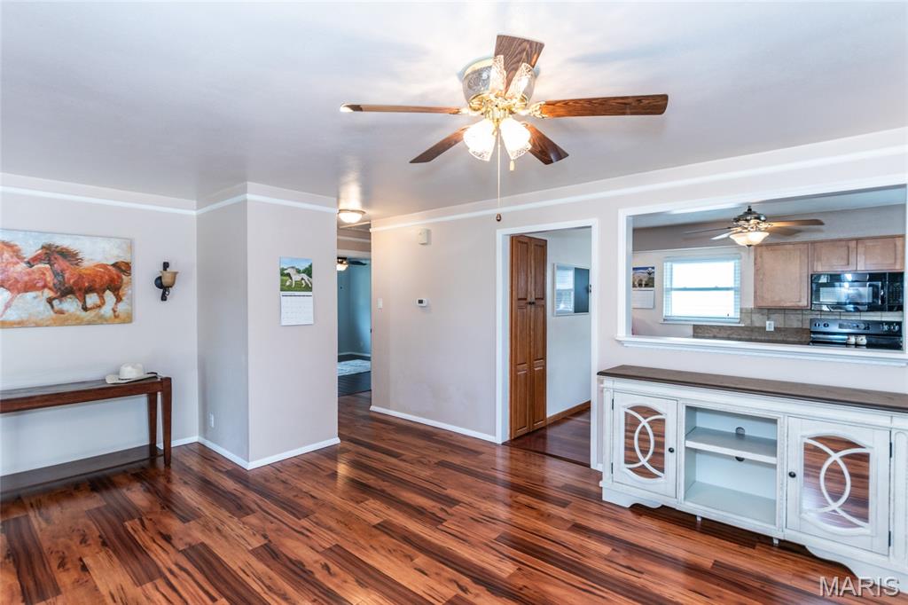 St Louis, Missouri 63129, United States, 2 Bedrooms Bedrooms, ,2 BathroomsBathrooms,Residential,Active,206290