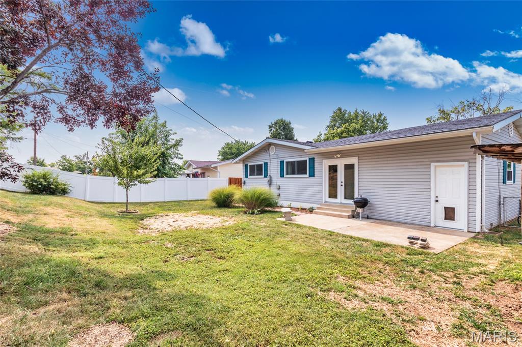 St Louis, Missouri 63129, United States, 2 Bedrooms Bedrooms, ,2 BathroomsBathrooms,Residential,Active,206290