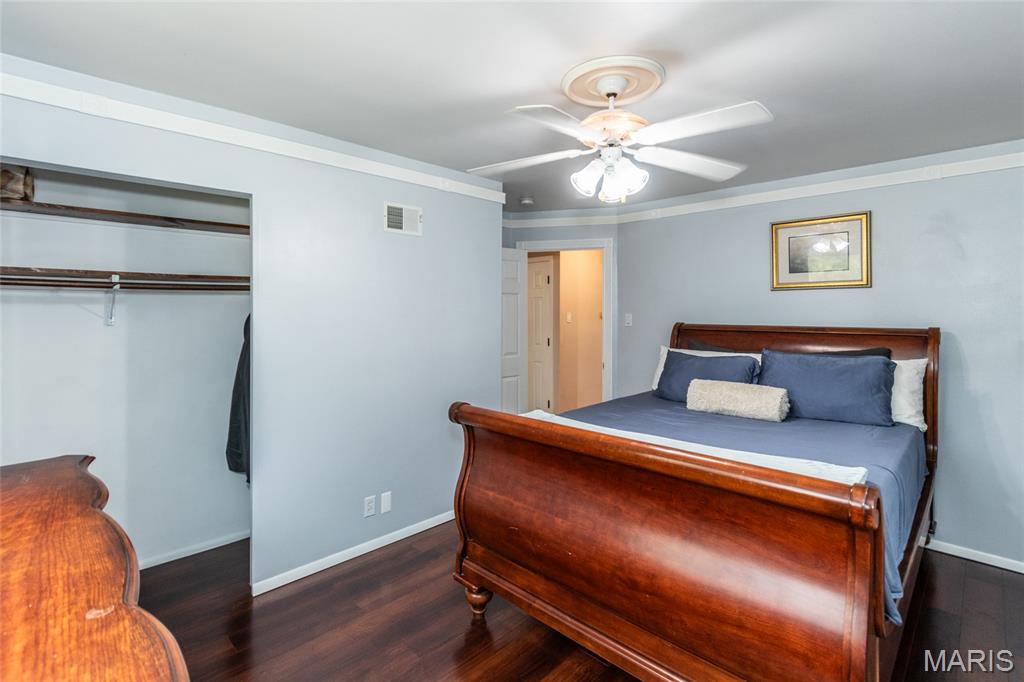 St Louis, Missouri 63129, United States, 2 Bedrooms Bedrooms, ,2 BathroomsBathrooms,Residential,Active,206290