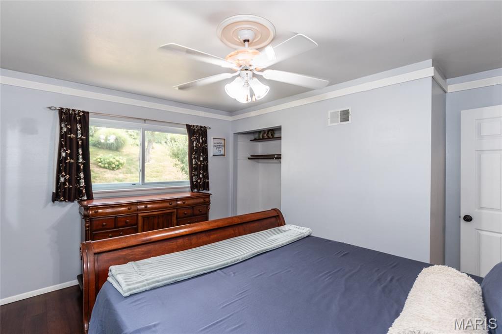 St Louis, Missouri 63129, United States, 2 Bedrooms Bedrooms, ,2 BathroomsBathrooms,Residential,Active,206290