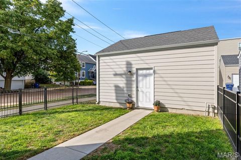 Tiny photo for 2125 Boardman Street, St Louis, MO 63110 (MLS # 25070626)