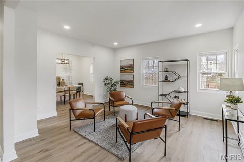 Tiny photo for 544 Summit Avenue, Webster Groves, MO 63119 (MLS # 25061475)