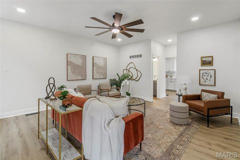 Tiny photo for 544 Summit Avenue, Webster Groves, MO 63119 (MLS # 25061475)