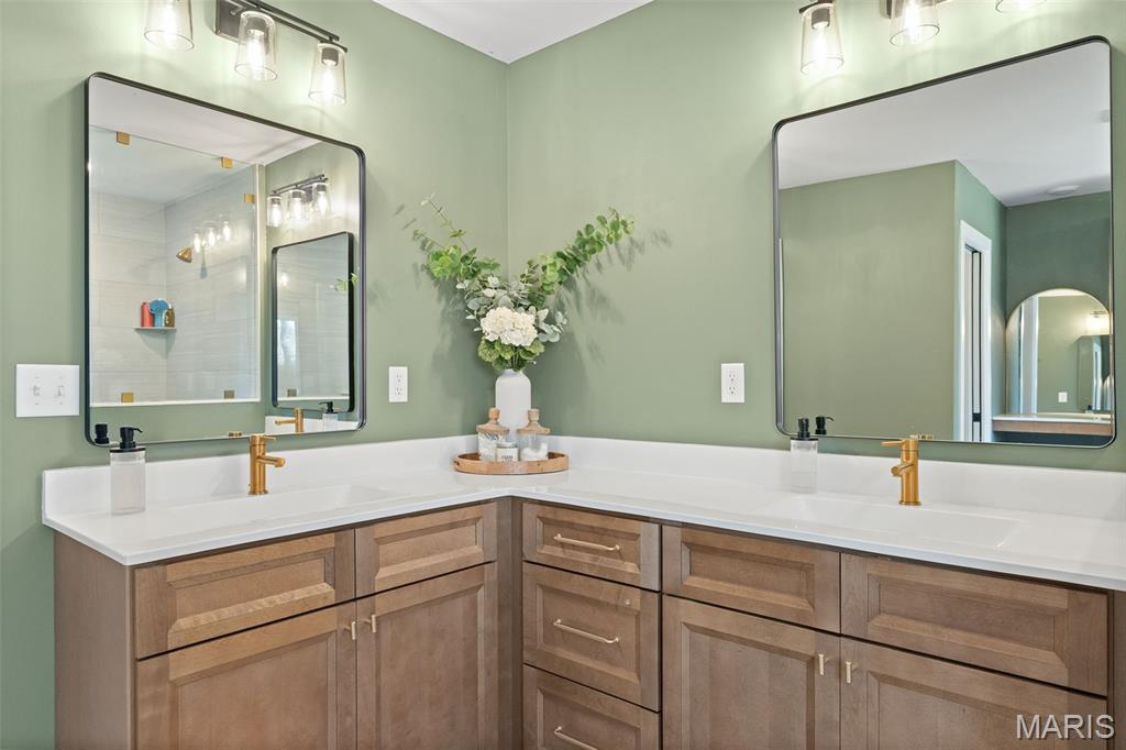 Stone Bridge - Residential