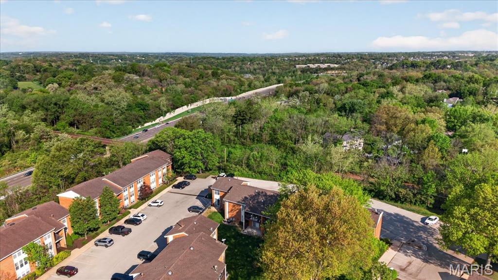 Greenbriar Condo - Residential