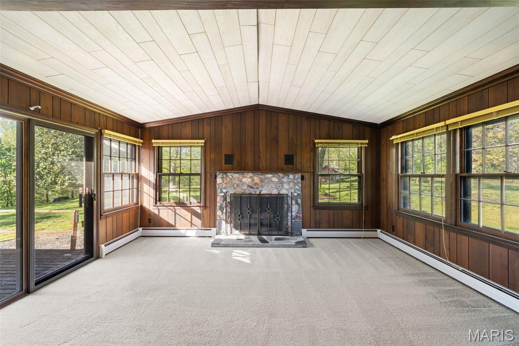 Barker Manor - Residential
