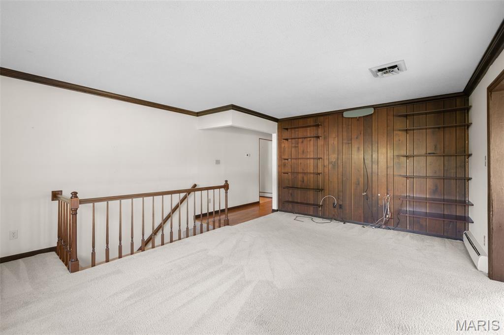 Barker Manor - Residential