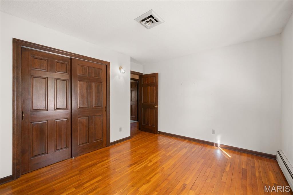 Barker Manor - Residential