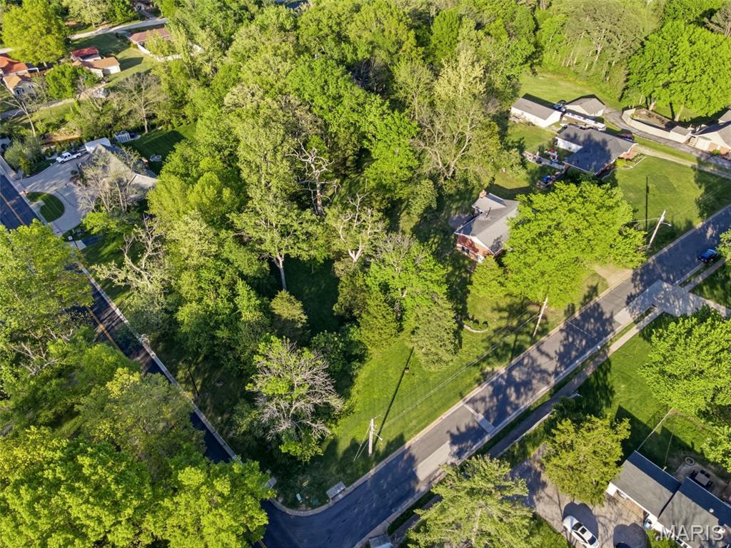Barker Manor - Residential