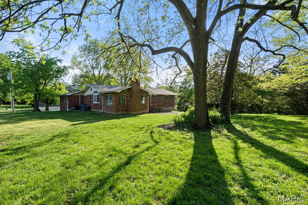 Barker Manor - Residential