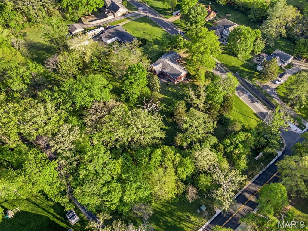Barker Manor - Residential