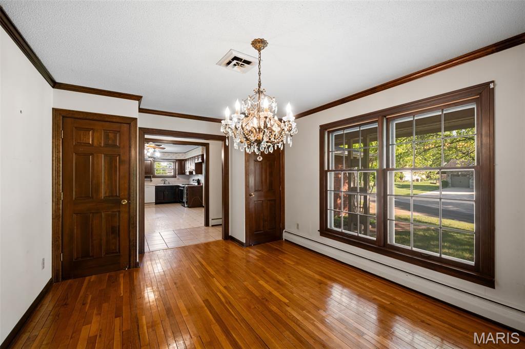 Barker Manor - Residential