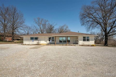 Photo of 302 S Lincoln Drive #302, Troy, MO 63379 (MLS # 26027896)