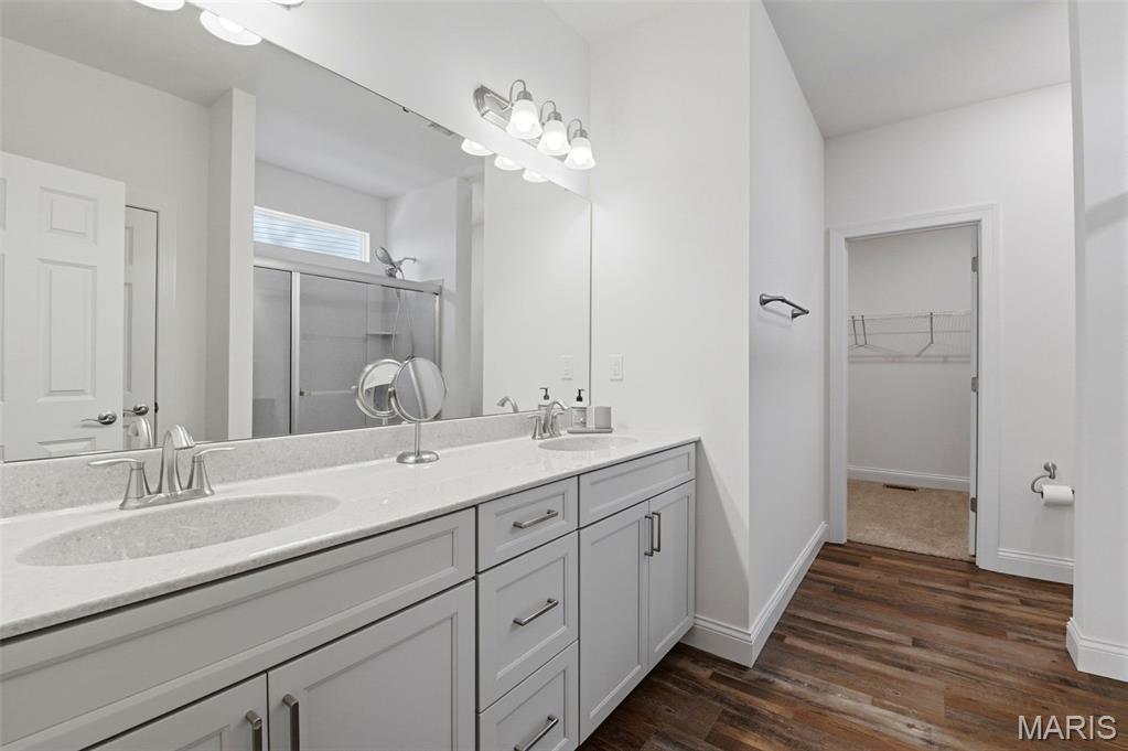 Est At Huntleigh Ridge - Residential