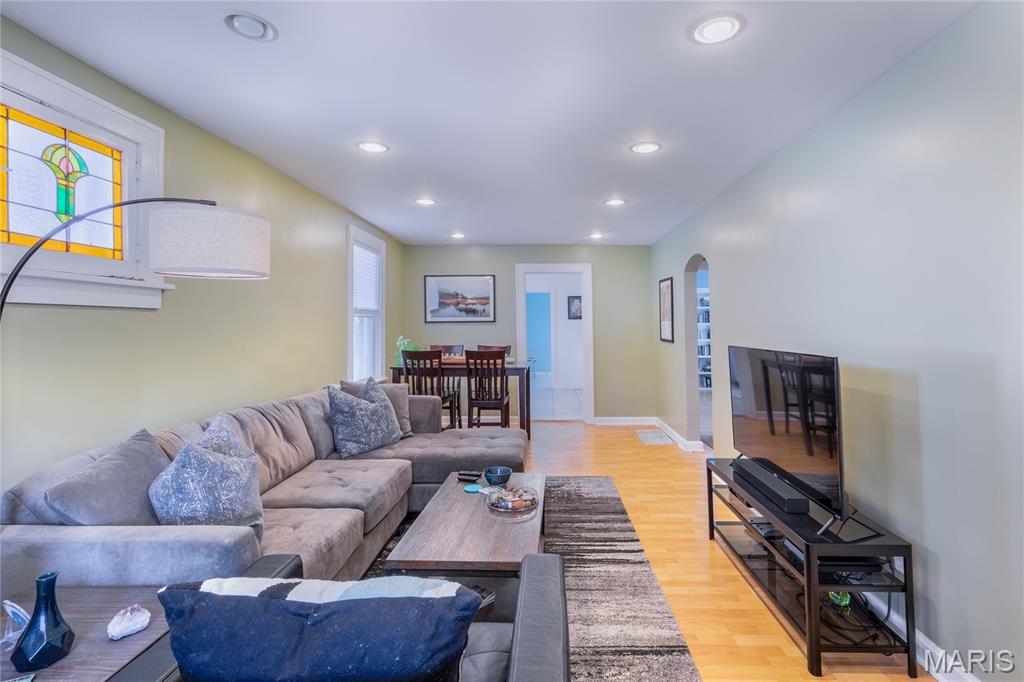 Laclede J Howards - Residential