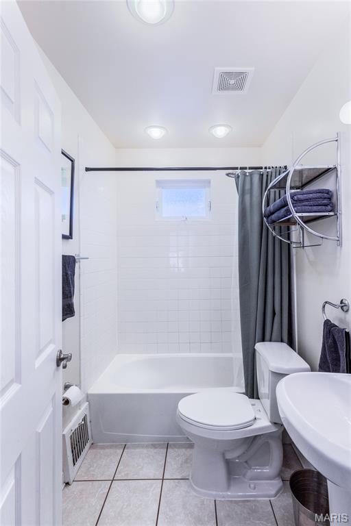 Laclede J Howards - Residential