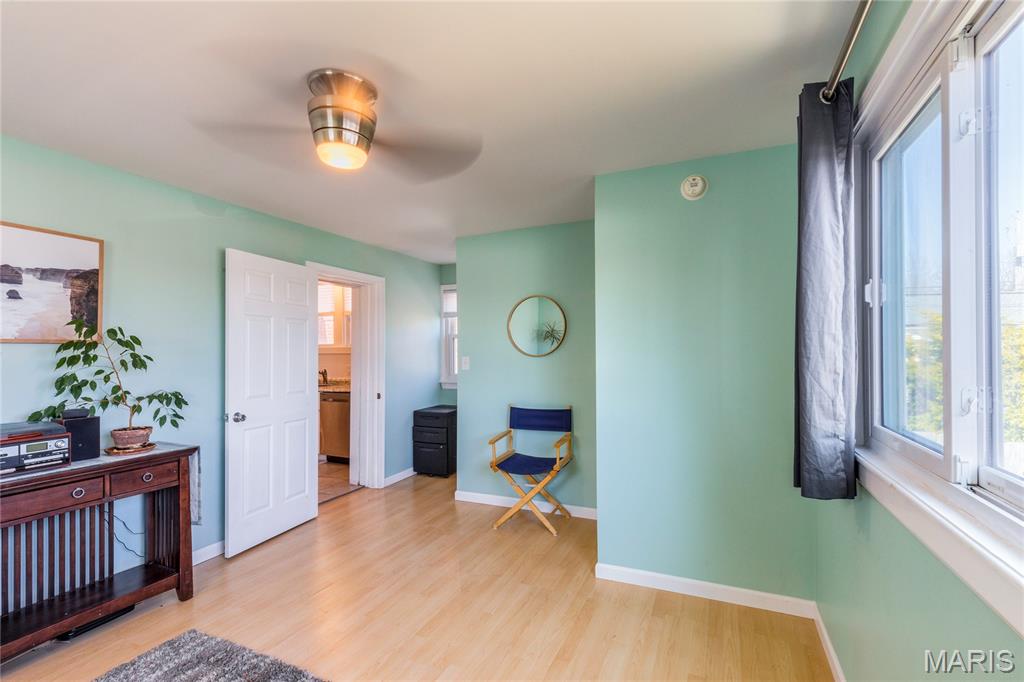 Laclede J Howards - Residential