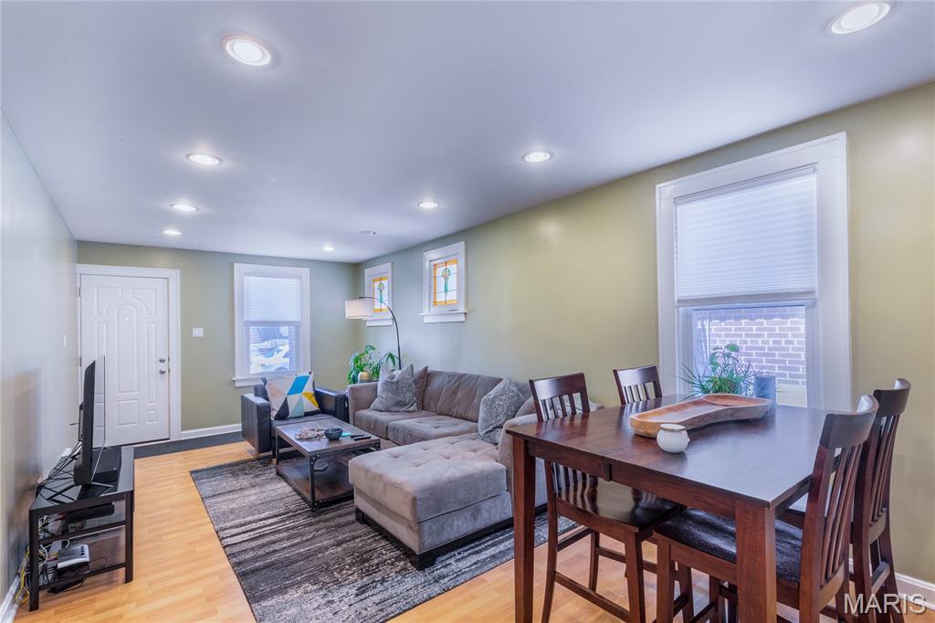 Laclede J Howards - Residential