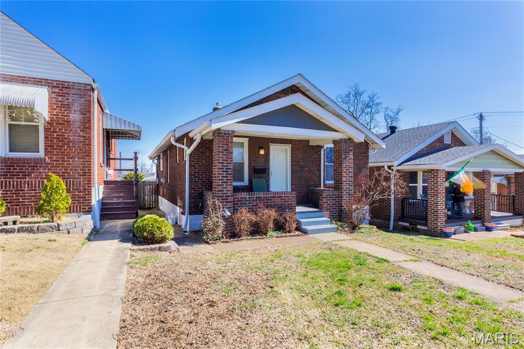 Laclede J Howards - Residential