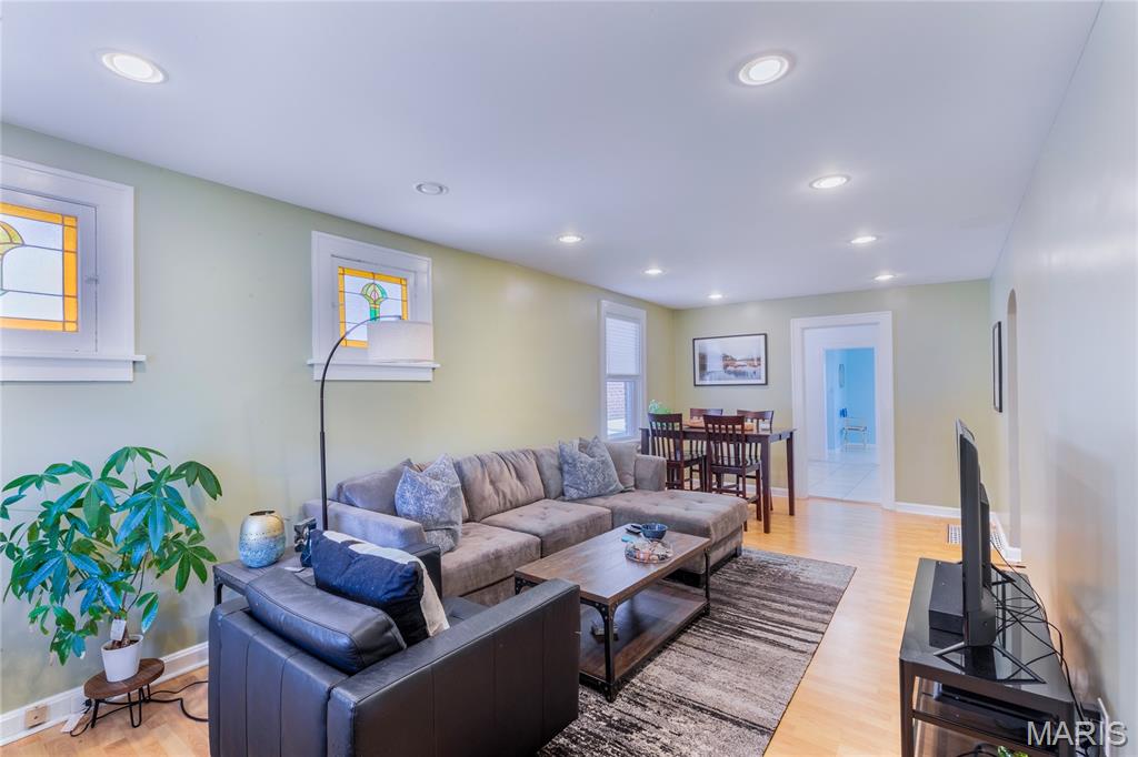 Laclede J Howards - Residential