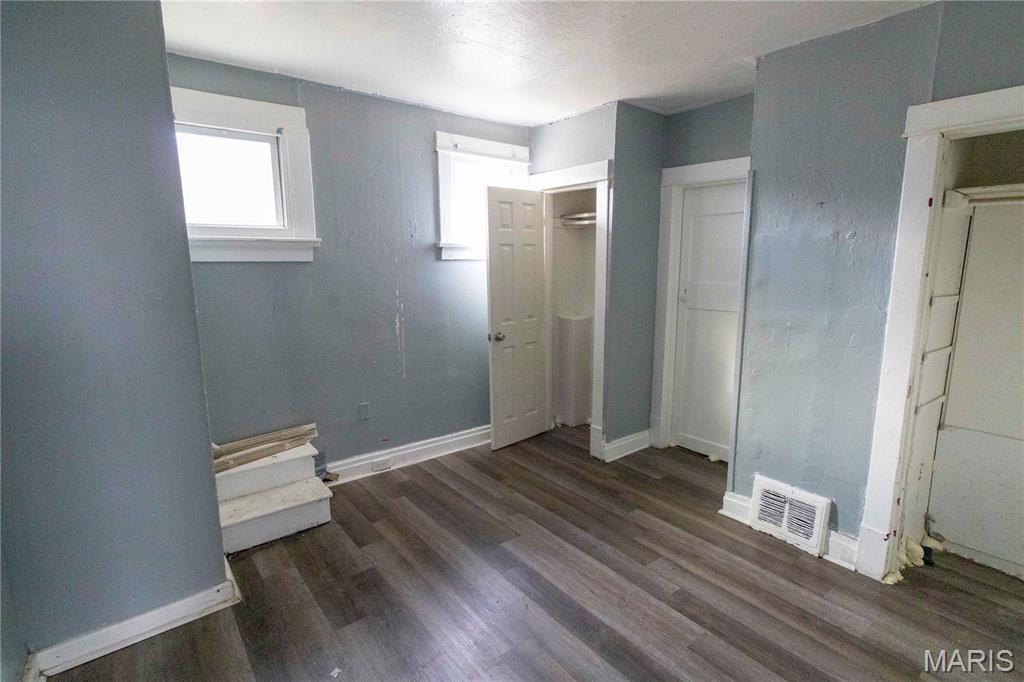 Belle Mead Place Resub Acre Lt 5 - Residential